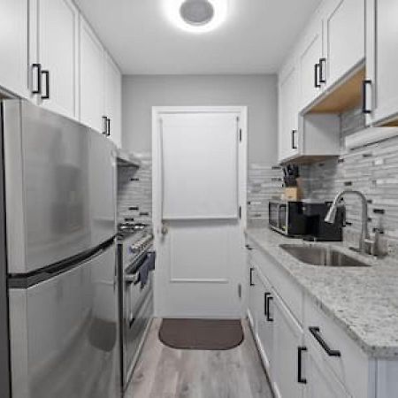 Urban Elegance Retreat In Downtown Rochester Εξωτερικό φωτογραφία